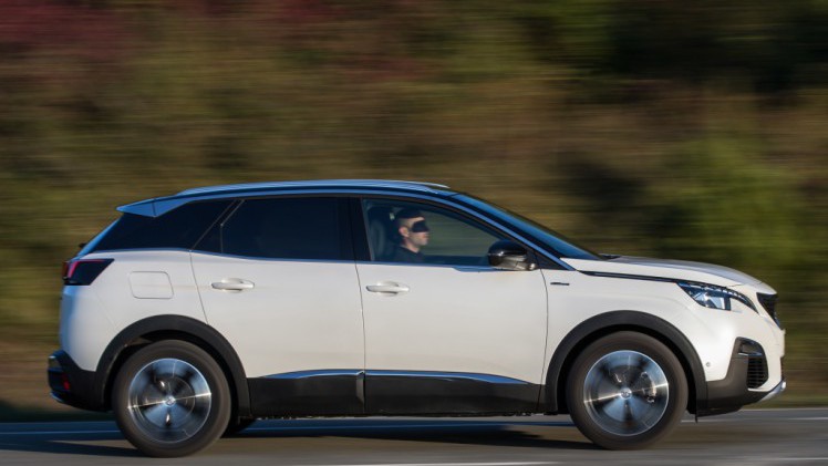 Nieuwe Peugeot 3008 in 2019 ook als plug-in hybride. De 3008 PHEV krijgt dan een benzinemotor met 109 pk en een elektromotor met datzelfde vermogen en vierwielaandrijving.