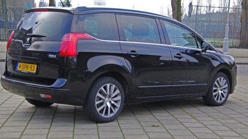 Test vernieuwde Peugeot 5008 is een comfortabele MPV voor het hele gezin. Met 20% bijtelling als je de juiste versie kiest.
