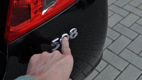 Autotest Peugeot 508 2.0 BlueHDI 180. De Peugeot 508 is een graag geziene gast onder leaserijdend Nederland. De nieuwe 2.0 liter BlueHDI-dieselmotoren, 150 of 180 pk sterk, zijn ook overwegen waard.