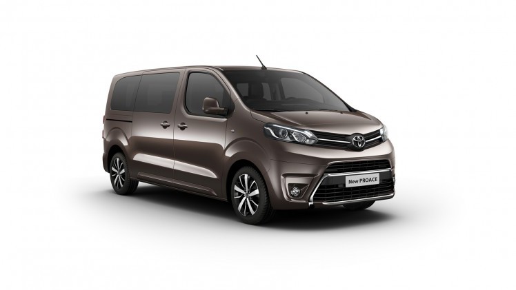 Peugeot Traveller en Citron SpaceTourer en Toyota Proace in 2016 gaan samen aan het werk als personenbus of bedrijfswagen.