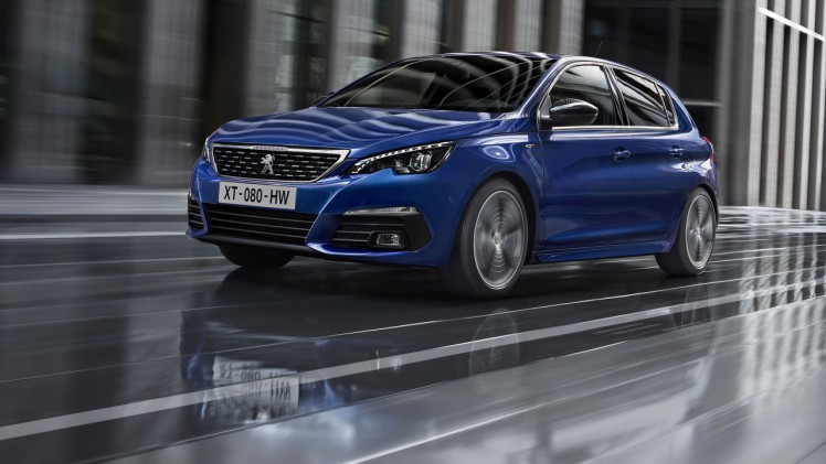 Peugeot geeft de 3008 niet alleen een facelift maar lanceert ook nieuwe elektronica en een splinternieuwe dieselmotor.