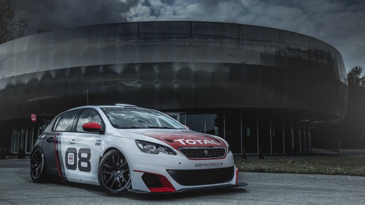 Een Peugeot 308 GTi met 270 pk niet extreem genoeg? Goed nieuws, Peugeot komt met een nog hetere 308, de 308 Racing Cup.