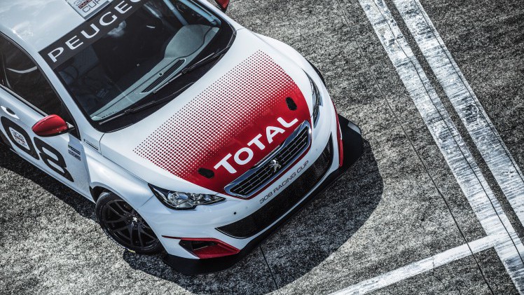 Een Peugeot 308 GTi met 270 pk niet extreem genoeg? Goed nieuws, Peugeot komt met een nog hetere 308, de 308 Racing Cup.