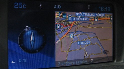 Het aanbod compacte coupe-cabriolets op de markt stijgt gestaag. Peugeot was er vroeg bij met de 206 CC, en dat bleek een schot in de roos. Gepast vervoer voor elk seizoen, zonder teveel concessies. O