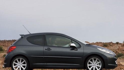 De hete hatchback uit de Peugeotstal heeft sinds vandaag een prijskaartje.