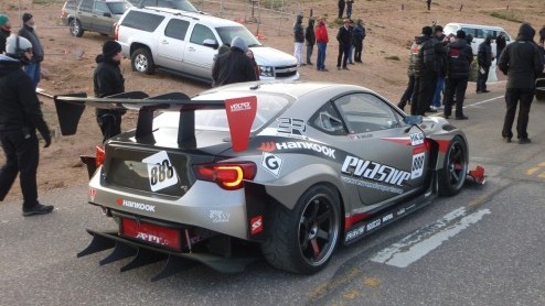 Pikes Peak 2014: larger, greater and bigger. De Hillclimb van Goodwood Festival of Speed is er niets bij.