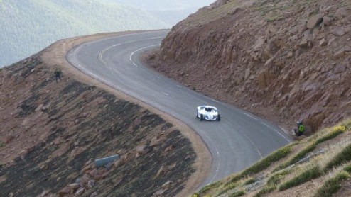 Pikes Peak 2014: larger, greater and bigger. De Hillclimb van Goodwood Festival of Speed is er niets bij.