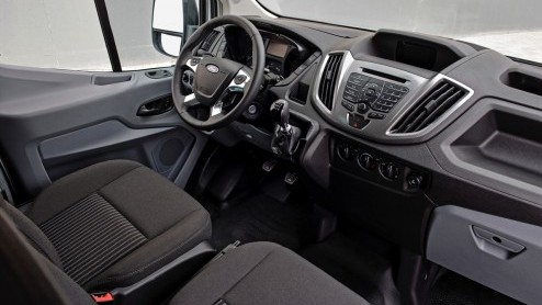Ford Transit Minibus biedt plaats aan maximaal personen.