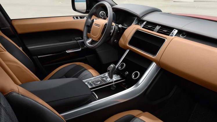 Samen met een facelift lanceert Range Rover een plug-in hybride van de Sport.