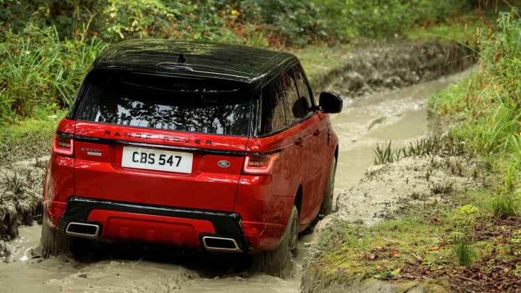 Samen met een facelift lanceert Range Rover een plug-in hybride van de Sport.