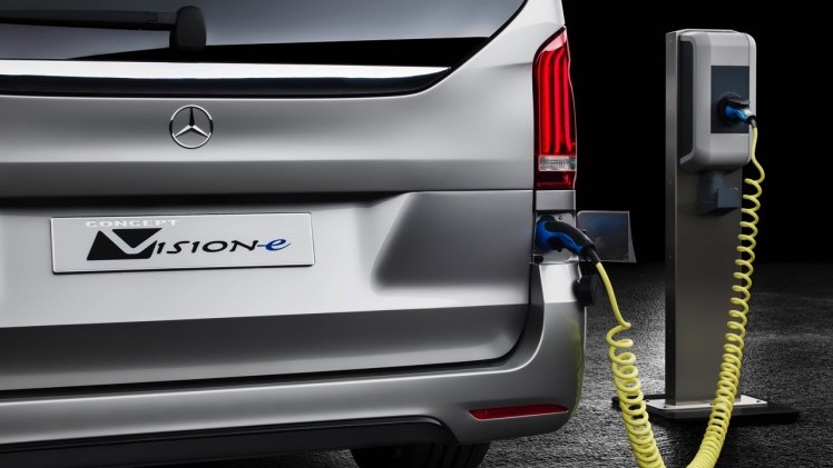 Mercedes-Benz Concept V-ision e is een V-Klasse met plug-in hybridetechniek van de C350e.