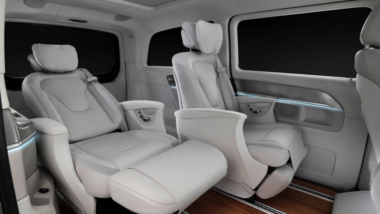 Mercedes-Benz Concept V-ision e is een V-Klasse met plug-in hybridetechniek van de C350e.