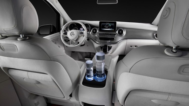 Mercedes-Benz Concept V-ision e is een V-Klasse met plug-in hybridetechniek van de C350e.