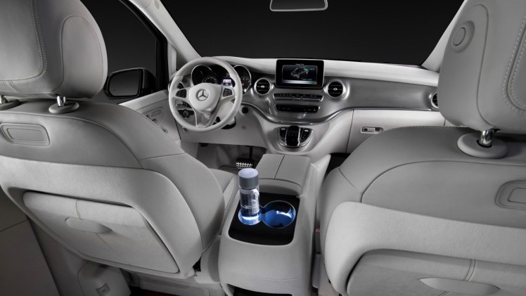 Mercedes-Benz Concept V-ision e is een V-Klasse met plug-in hybridetechniek van de C350e.