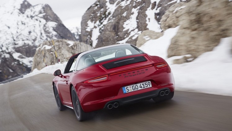 Porsche levert vanaf maart 2015 de 911 zowel in Coup, Cabriolet als Targa4 in de GTS-uitvoering.