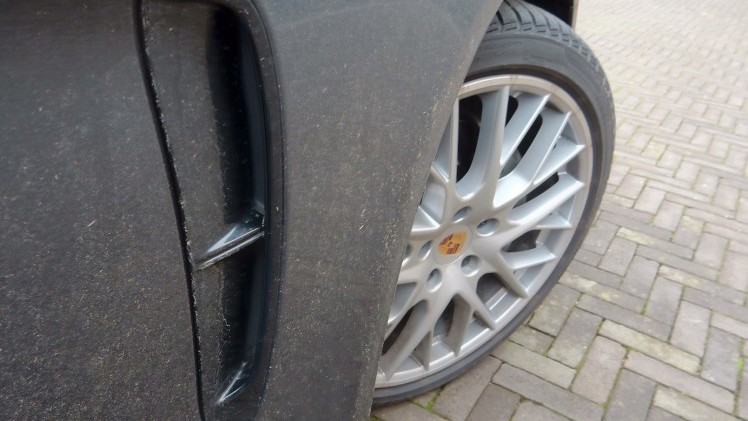 De Porsche Panamera gaat met het nieuwe model de tweede generatie in. Het concept is hetzelfde gebleven, maar de auto is op de nodige punten verbeterd. AutoVandaag deed een rijtest.