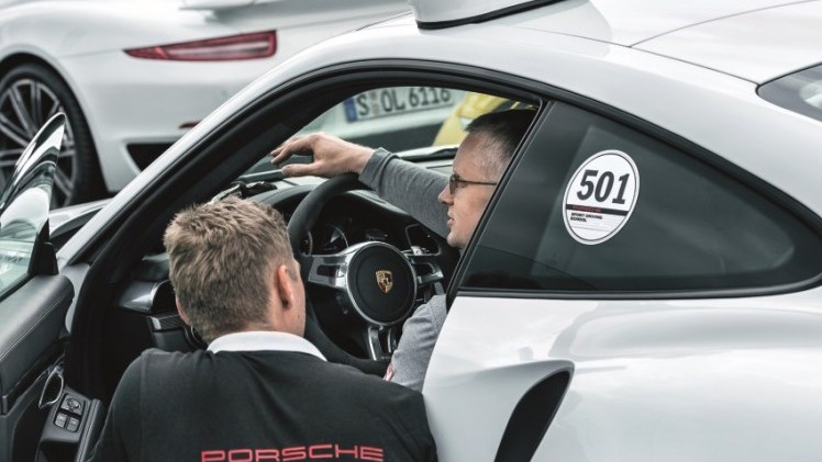 Porsche Sport Driving School breidt activiteiten met cursussen en trainingen in Nederland verder uit.