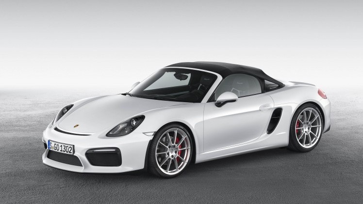 Porsche zet de nieuwe Boxster Spyder als wereldprimeur op de New York International Auto Show 2015.