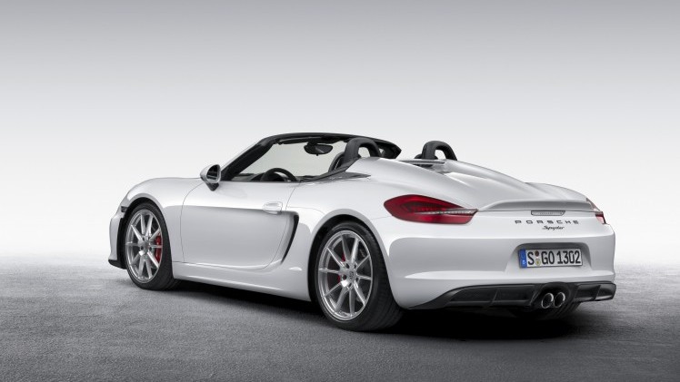 Porsche zet de nieuwe Boxster Spyder als wereldprimeur op de New York International Auto Show 2015.