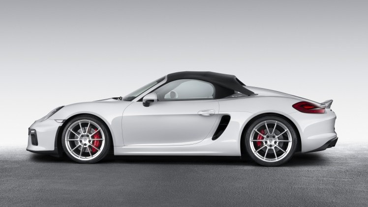 Porsche zet de nieuwe Boxster Spyder als wereldprimeur op de New York International Auto Show 2015.