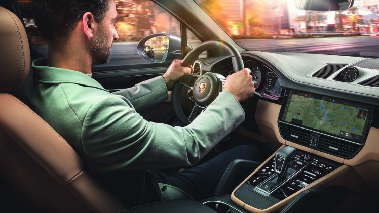 Porsche levert de nieuwe Cayenne met een connectiviteit van het volgende, hogere niveau.
