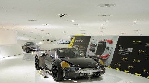 Porsche Museum Stuttgart toont expositie Top Secret met experimentele Porsches, concept cars en prototypes.