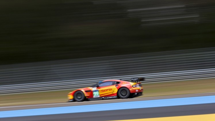 Voor het eerst sinds 1998 heeft Porsche Le Mans weer gewonnen. De eerste en tweede plek voor Regerend kampioen Audi eindigde als derde.