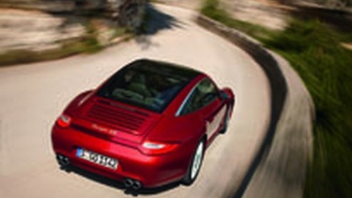 Het gamma van de nieuwe Porsche 911 wordt dit najaar uitgebreid met de Targa-modellen. Ze zijn altijd vierwielaangedreven, beschikken over het glazen schuifdak en zijn naar wens voorzien van Porsches