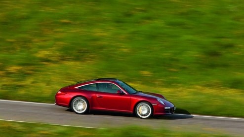 Het gamma van de nieuwe Porsche 911 wordt dit najaar uitgebreid met de Targa-modellen. Ze zijn altijd vierwielaangedreven, beschikken over het glazen schuifdak en zijn naar wens voorzien van Porsches