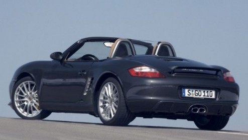 Voor de mensen die de Porsche Boxster nog niet fraai genoeg vinden heeft Porsche een oplossing. Het SportDesign pakket. Dit pakket bestaande uit een andere voorspoiler, achterspoiler en andere achterb