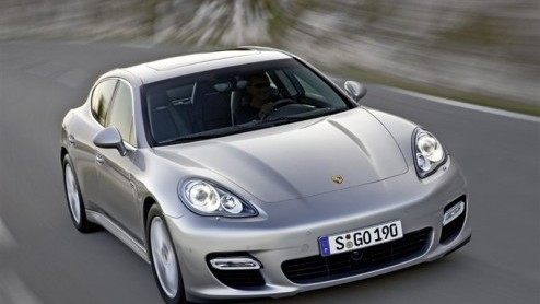 Porsche presenteert (eindelijk!) de nieuwe Panamera voor het eerst aan het publiek tijdens Auto Shanghai 2009 in China, eind april. Aan het eind van de zomer vindt de officile introductie plaats en z