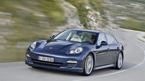 Porsche presenteert (eindelijk!) de nieuwe Panamera voor het eerst aan het publiek tijdens Auto Shanghai 2009 in China, eind april. Aan het eind van de zomer vindt de officile introductie plaats en z