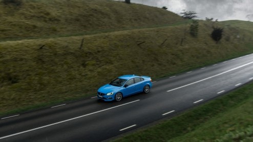 Test Volvo S60 en V60 Polestar, de extra sportieve T6 variant met aangepast onderstel, alle opties en nog meer vermogen.