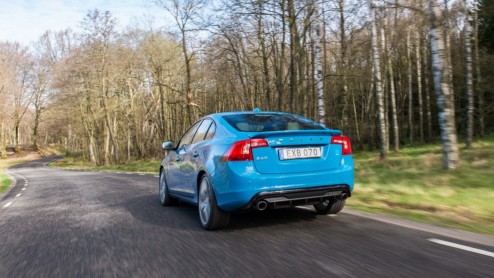 Test Volvo S60 en V60 Polestar, de extra sportieve T6 variant met aangepast onderstel, alle opties en nog meer vermogen.