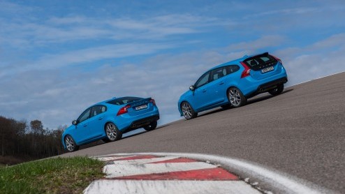 Test Volvo S60 en V60 Polestar, de extra sportieve T6 variant met aangepast onderstel, alle opties en nog meer vermogen.