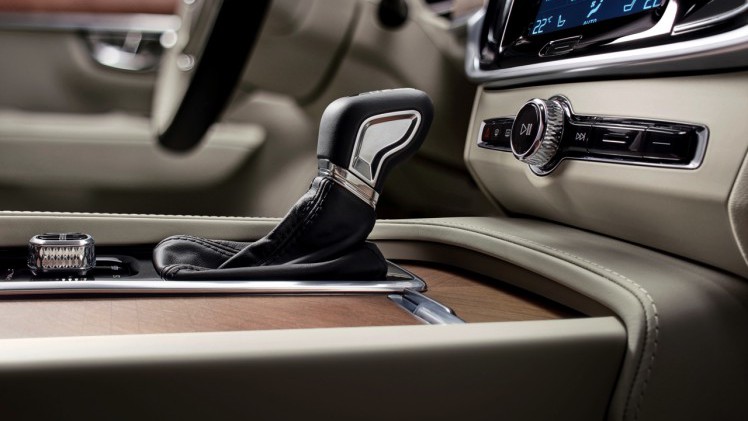 Volvo introduceert PowerPulse techniek voor de S90 D5 waarmee de turbodruk nog beter op stoom komt. Ook heeft Volvo nieuwe technische specificaties van alle motoren bekend gemaakt.