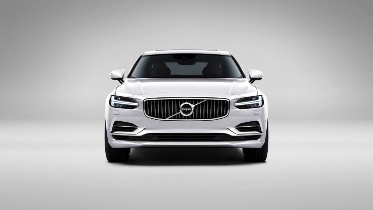 Volvo introduceert PowerPulse techniek voor de S90 D5 waarmee de turbodruk nog beter op stoom komt. Ook heeft Volvo nieuwe technische specificaties van alle motoren bekend gemaakt.