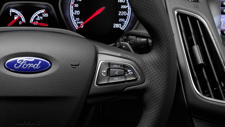 Vanaf 2016 levert Ford de Focus ST TDCi diesel ook met Powershiftautomaat. De meerprijs is klein terwijl de sprinttijd 0.4 seconden lager komt te liggen.