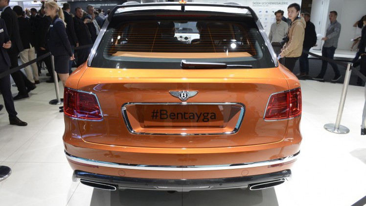 De SUV's van topmerken zoals Rolls-Royce en Maserati laten nog op zich wachten. Voorlopig hebben Range Rover en Bentley het rijk alleen.