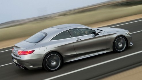 Mercedes-Benz heeft een prijskaartje gehangen aan de S-klasse Coup die in eerste instantie als S 500 en S 63 AMG geleverd kan worden, beide voorzien van 4Matic vierwielaandrijving.