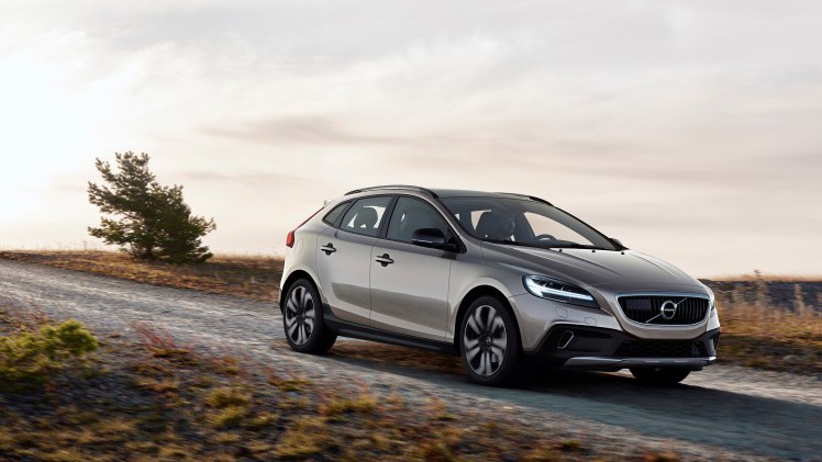 Prijzen en uitvoeringen van nieuwe Volvo V40 op een rij. Alle dieselversies komen in aanmerking voor 21% bijtelling.