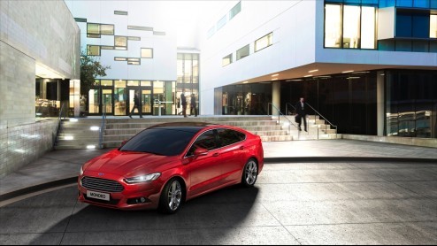 Alle prijzen, opties en uitvoeringen nieuwe Ford Mondeo. Introductie dealer in december 2014.