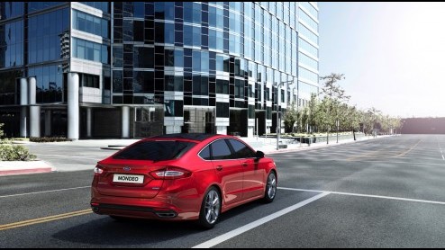 Alle prijzen, opties en uitvoeringen nieuwe Ford Mondeo. Introductie dealer in december 2014.