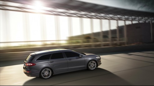 Alle prijzen, opties en uitvoeringen nieuwe Ford Mondeo. Introductie dealer in december 2014.