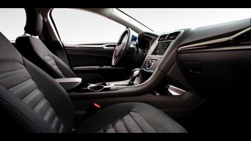 Alle prijzen, opties en uitvoeringen nieuwe Ford Mondeo. Introductie dealer in december 2014.