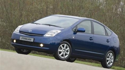 Toyota combineert racerij n zuinige autos tijdens de ING RaceSalon. Op 15 en 16 augustus toont het merk onder meer zijn 740 pk sterke Formule 1-auto en de Toyota Corolla WRC-rallyauto in Ahoy, maar 