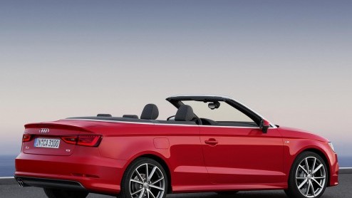 Audi heeft de productielijn van de nieuwe A3 Cabriolet opgestart in de Hongaarse productiefaciliteit. De eerste exemplaren vinden begin volgend jaar hun weg naar ons land. Prijzen zijn nog niet bekend