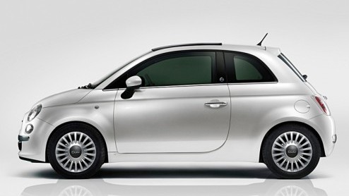 Fiat versterkt haar duurzame strategie met PUR-O2. Versies van de 500, Bravo en Croma zullen het logo gaan dragen, omdat deze net even meer over groene eigenschappen beschikken. In Parijs trapt het 