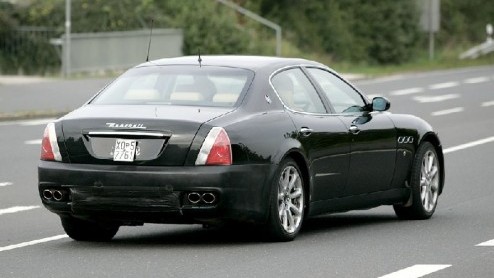 De nieuwtjes vliegen ons om de oren. Overal worden nieuwe modellen gespot, vaak nog wel in gecamoufleerd outfit. Een korte opsomming van de Porsche 911 facelift, de vernieuwde Maserati Quattroporte, d