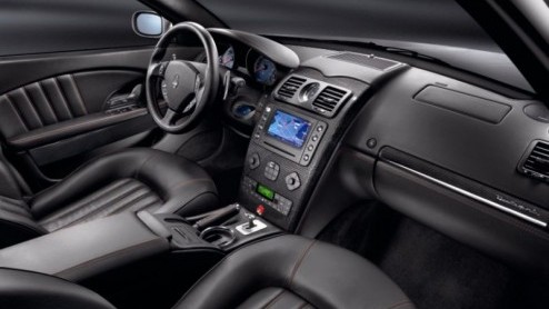 Na de Quattroporte en de Quattroporte Executive GT introduceert Maserati opnieuw een uitvoering van deze snelle vierdeurs auto. De Quattroporte Sport GT wordt de meest sportieve uitvoering van de fami
